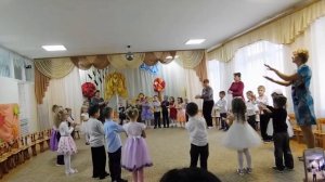 Утренник к Дню матери. Старшая группа, д с  Берёзка, ст. Гостагаевская