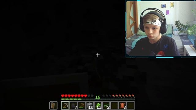 МЫ НАШЛИ ЛОГОВО ВАРДЕНА В МАЙНКРАФТЕ!!! смотреть онлайн