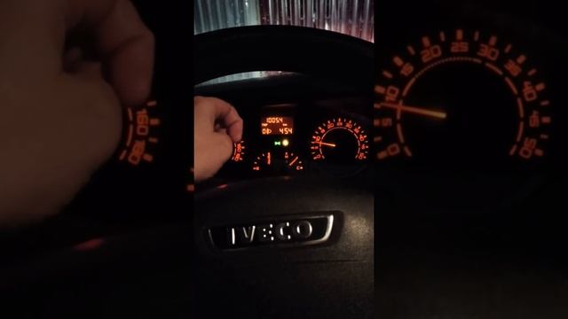 Считаю средний расход топлива Ивеко Дейли после рейса в Ярославль смотреть онлайн