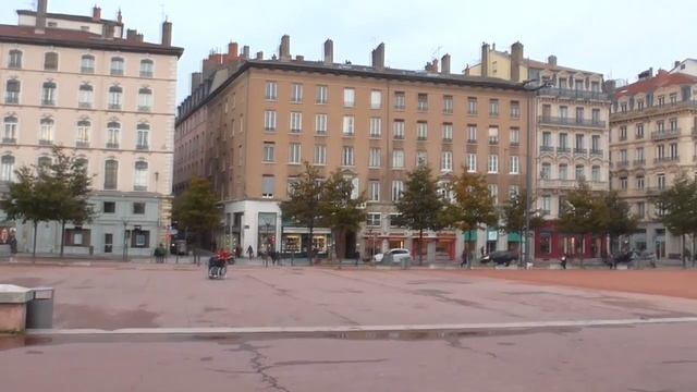 VLOG Лион ФРАНЦИЯ Прогулка по городу ( Mila MyWay) смотреть онлайн