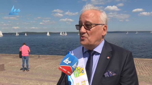 За последние полвека 104 горожанам присвоено звание Почетный гражданин Петрозаводска смотреть онлайн