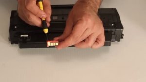 How to Replace electronic chip on Samsung Toner Cartridge MLTD103L