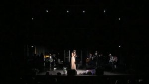 Алёна Петровская- На Мамаевом кургане тишина (муз. А. Пахмутова, сл.В. Боков)