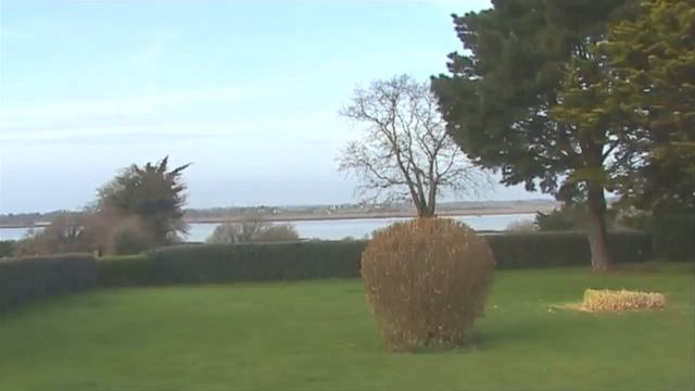 Maison à vendre - Vue sur mer Golfe Morbihan - Terrain 2650m² смотреть онлайн