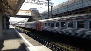 Электропоезд ЭТ2М-044, станция Ржевка