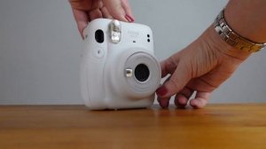 Instax SQ1 vs Mini 11