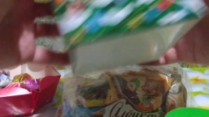 Открываем новогодние сладкие подарки Алёнка и Победа .#новогодниеподарки #сладкиеподарки #новыйгод