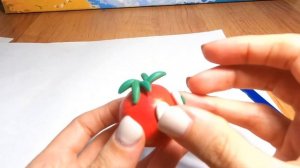 Как слепить из пластилина Помидор?\Видео лепка
