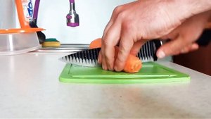 Готовлю плов с курицей плюс кусочек сало