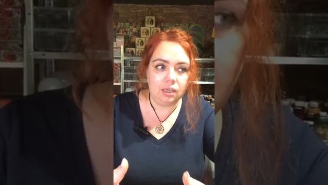 Почему нам сложно принимать любовь, признание, ощущение нашей ценности и важности от других людей