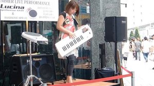 Roland Synthesizer Lucina & HandSonic 10 of Demo