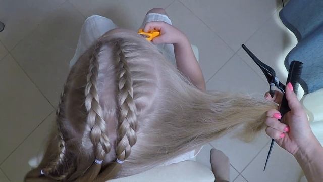 Плетение кос в низком хвосте. Как заплести косы.