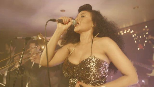 Fantasy EWF cover by Natalie And The Supernovas смотреть онлайн