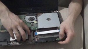 Разборка ноутбука Asus X555D
