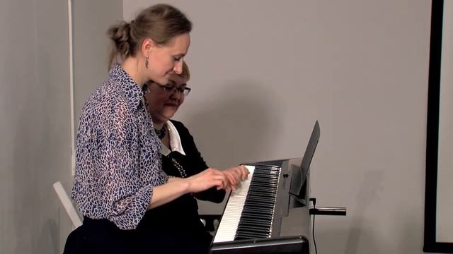 22 Марина Елтышева и преподаватель Татьяна Зворыгина - «Вальс собачек» смотреть онлайн