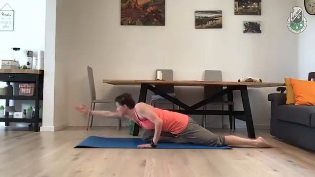 Stretching 13 maggio смотреть онлайн