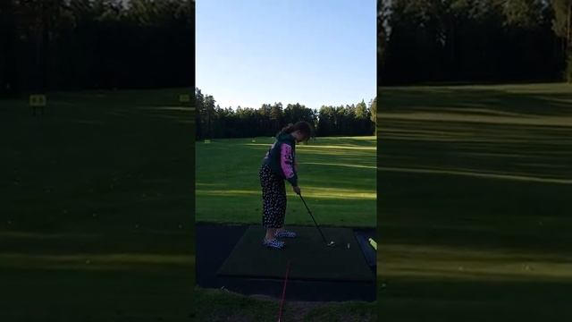 Лето, сборы, гольф и гимнастика. Москоу Кантри Клуб. смотреть онлайн