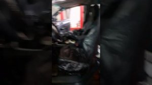 замена переднего  лобового стекла, тоёта Хайлюкс.