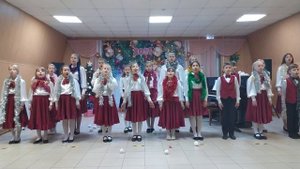 Рождественская песня  И.Хрисаниди, сл. А.Иванова старший хор "Концертино" ДДШИ отделение в г.Яхрома