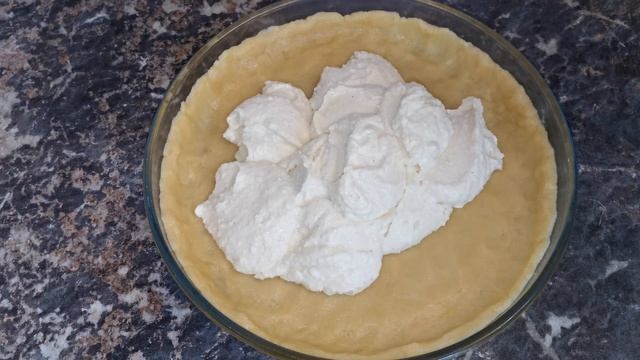 Не знаете, что приготовить из творога? Этот творожный пай - самое идеальное решение!