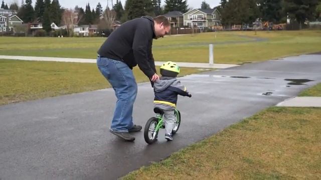 bug's first bike ride смотреть онлайн