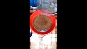 Пирог на кефире с какао и изюмом Быстрый пирог к чаю Все смешал и готово. 5 минут + время на выпечк