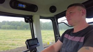 Zoomlion PL2304 в полях Тульской области || Работа с плугом и бороной