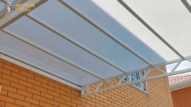 ЮгСтройМеталл: Навес из поликарбоната к дому в Краснодаре