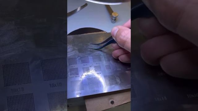 Замена экрана и акб на iPhone 11 без ошибки.