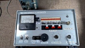 Генератор качающейся частоты на 3 диапазона частот