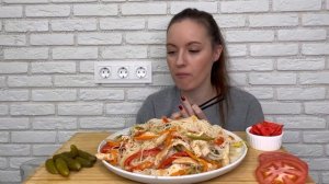 МУКБАНГ ФУНЧОЗА С КУРИЦЕЙ салат рецепт готовим сами MUKBANG FUNCHOSA WITH CHICKEN ответы на вопросы