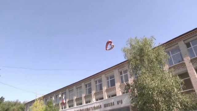 МКОУ"СОШ"№ 6 Выпускники 2018 г.Благодарный смотреть онлайн