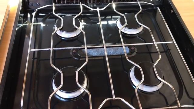 Обзор прицеп дача, прицеп для проживания. Bailey Pegeant Magenta-440. Трёх местный. смотреть онлайн