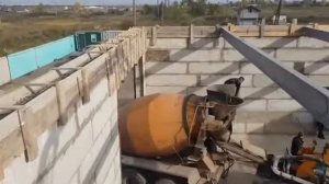 Заливка Армопояса Бетононасосом  в Кузнецовке