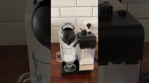 Капсульная кофемашина Delongi Nespresso с капучинатором, принцип работы