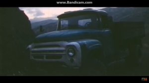 Случайные пассажиры (1978) | ЗиЛ-130 врезается в камни