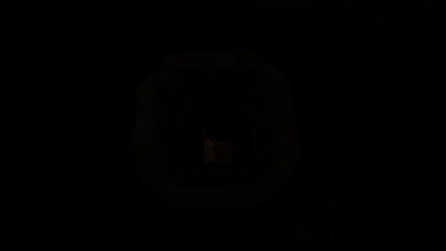 Тут что-то не так смотреть онлайн