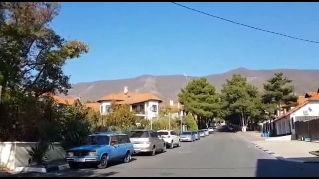 Геленджик! улица Красивая, очень красивая! Геленджик погода осенью.