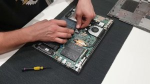 DELL Inspiron 13 5000 series battery change WDX0R