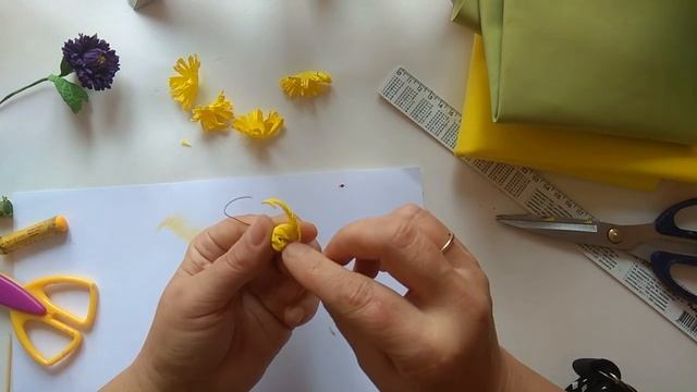 Маленькие хризантемы из  фоамирана Chrysanthemum Of FoamIra