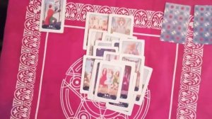 Онлайн гадание.  Почему он меня заблокировал.  Внес в черный список.