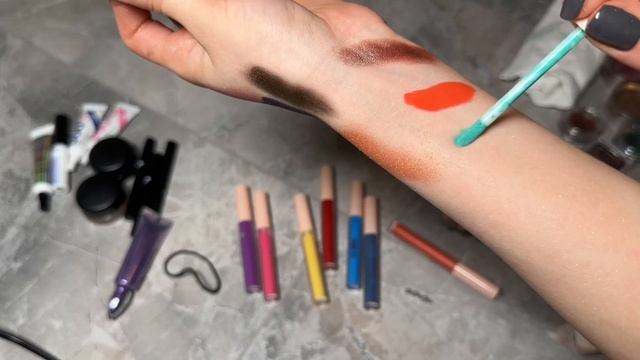 Коллекция косметики | тени | палетки для лица | подводки |туши | расхламление разбор | Часть 4 смотреть онлайн