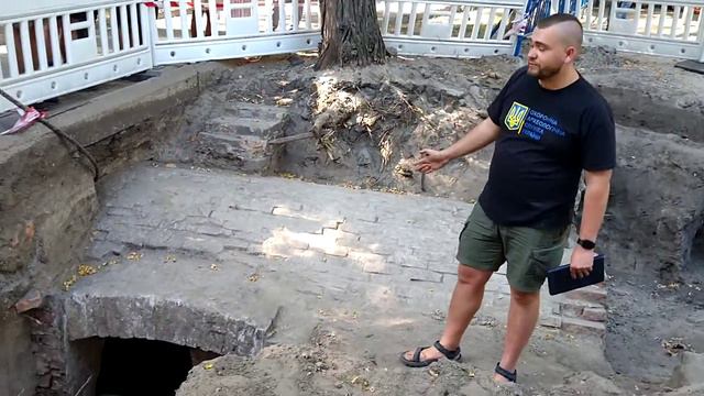 История раскопок в Севастопольском парке г Днепр (Екатеринослав)