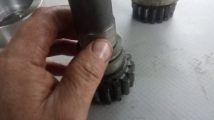 опорный подшипник первичного вала КПП газ51