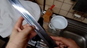 Как закрепить магнитный держатель для ножей совет от Дачного мастера