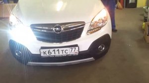 LED фара на OPEL MOKKA. Камера переднего обзора с омывателем.