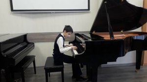 С. Прокофьев 'Ходит месяц над лугами" (Детская музыка), И. Парфенов "Ноябрь". исп. Щербенко С.