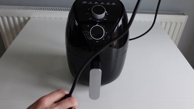 Middle of Lidl - SilverCrest Compact Air Fryer - What can it cook... Air-vrything!