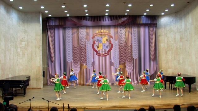 "Русский девичий" Хореографическая композиция