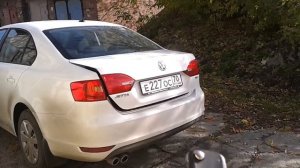 jetta mk6 открывание багажника